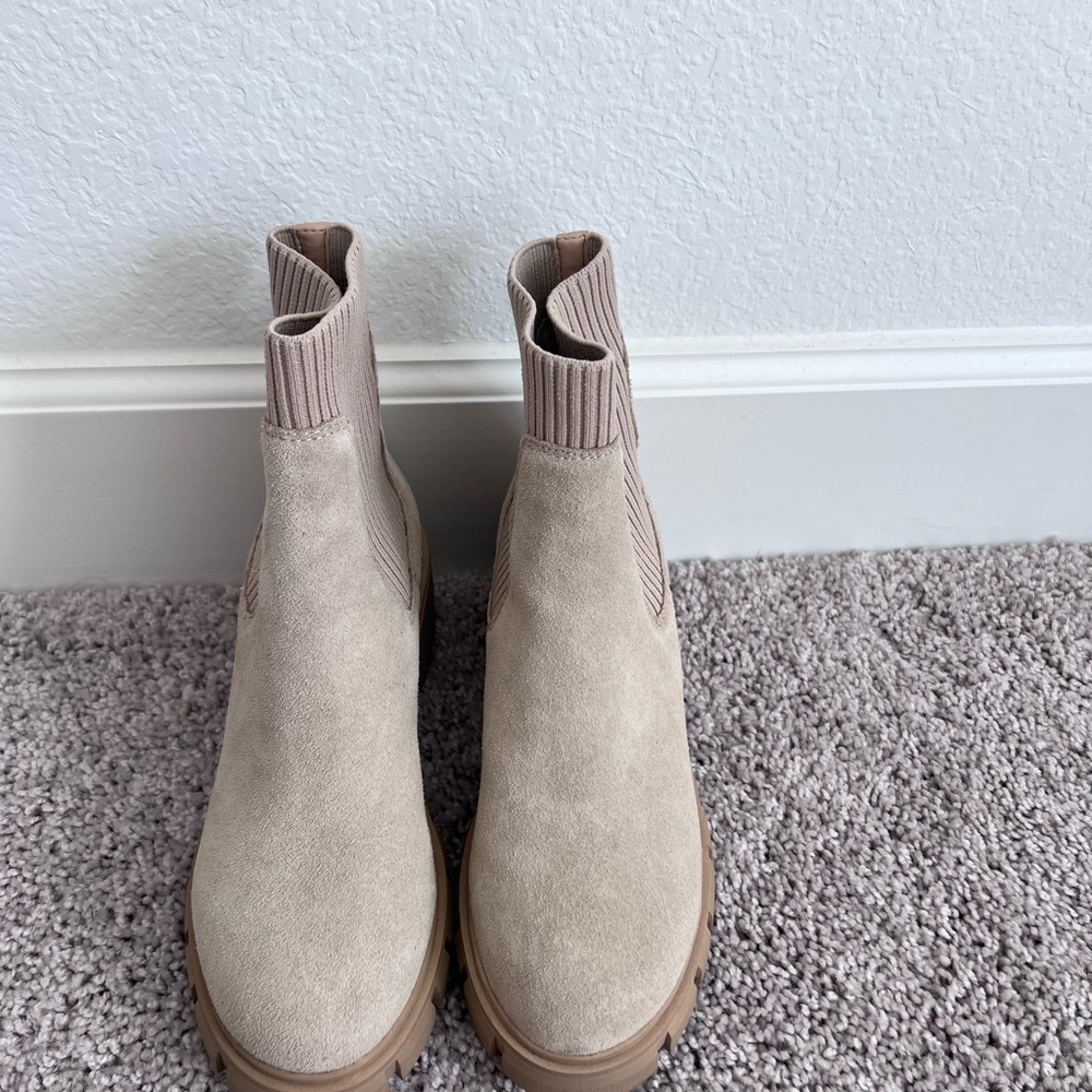 Steve Madden Cream Ankle Booties